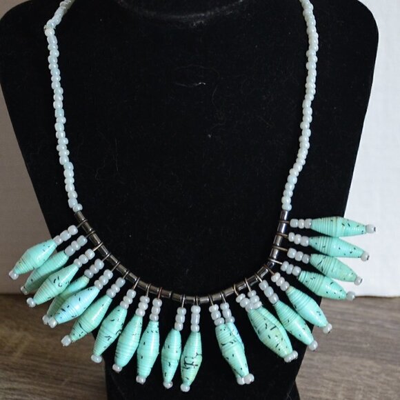 5/$25 Funky Beaded  Necklace - Picture 1 of 4